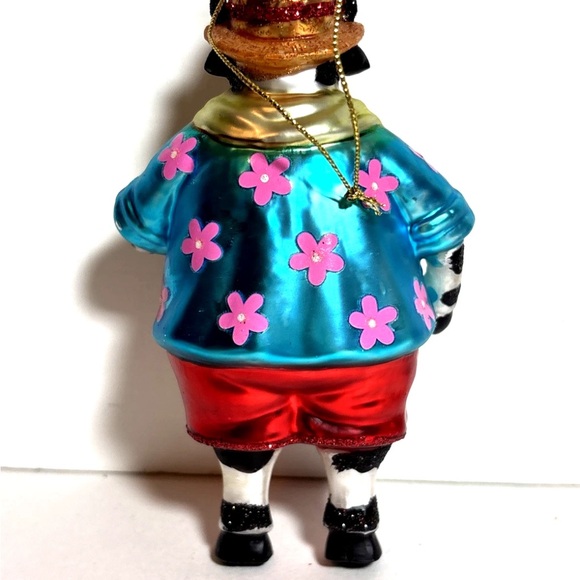 Heifer and Steer Tropical Vacationing Cows, set of 2 Glass Ornaments 5 inch each - Picture 5 of 11